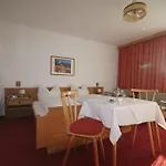 Haus Geiger Bed & Breakfast 3*