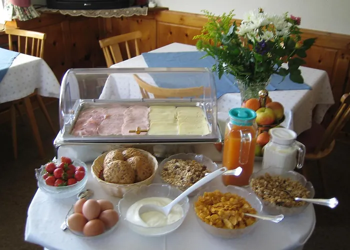 Haus Geiger Bed & Breakfast 3*