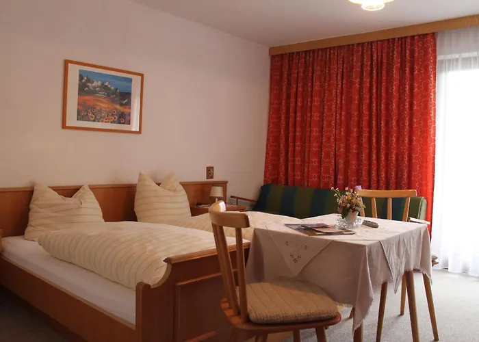 Bed & Breakfast Haus Geiger 3*