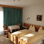 Haus Geiger B&B 샤르니츠